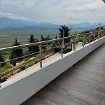 Sea La View *